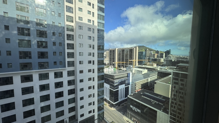 1 Bedroom Property for Sale in Cape Town City Centre Western Cape